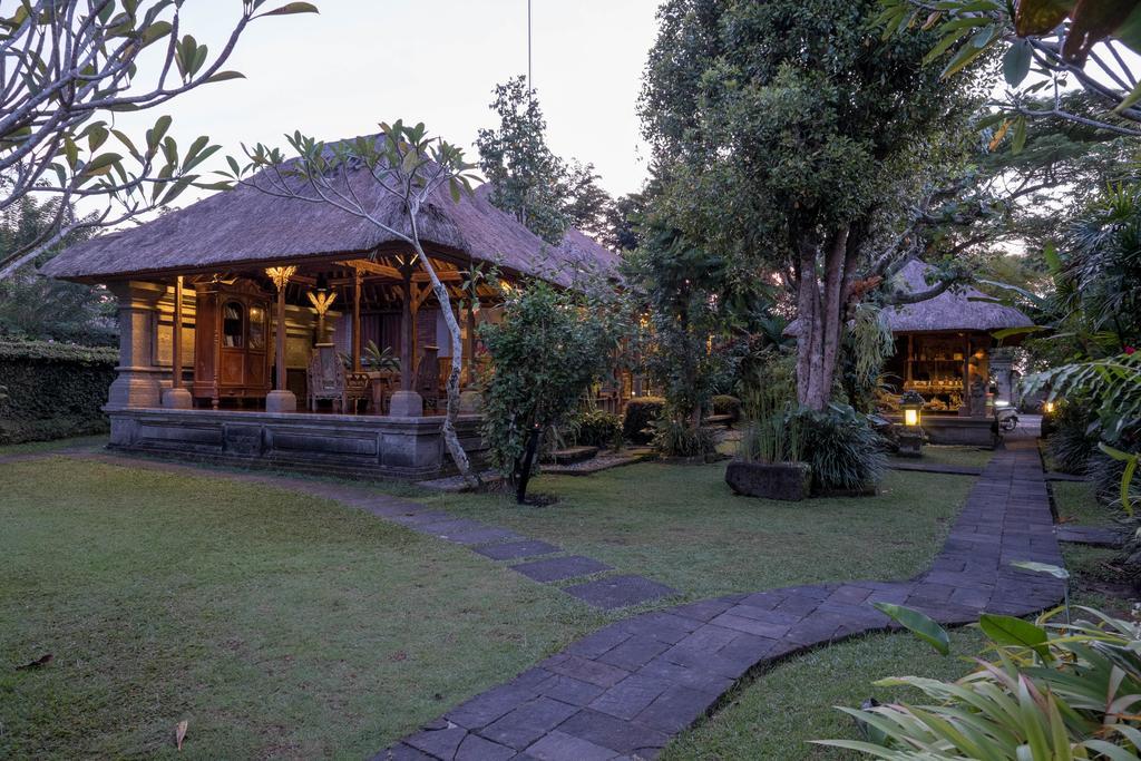 Ananda Ubud Resort Exterior photo