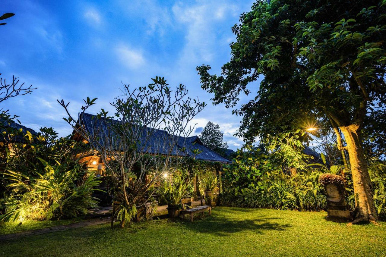 Ananda Ubud Resort Exterior photo